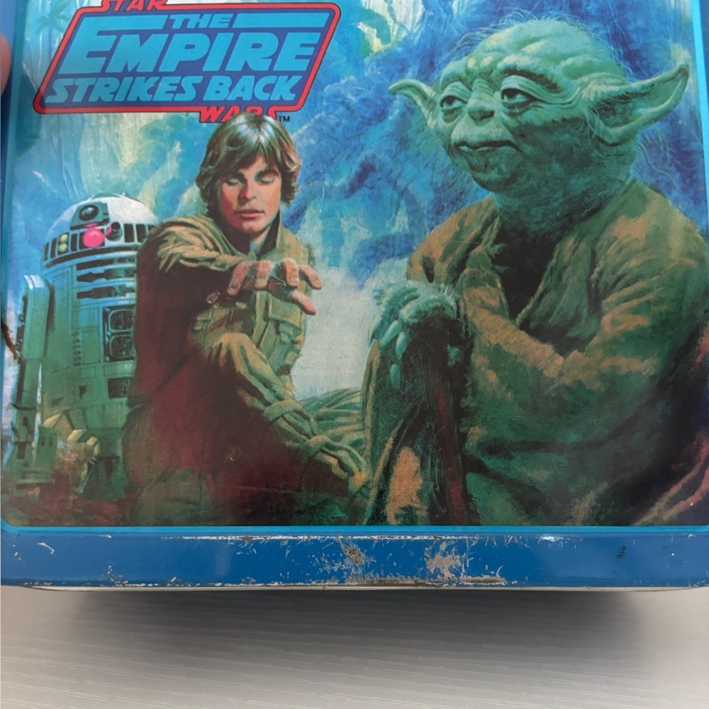 Star Wars | The Empire Strikes Back Lunchbox - Picture 4 of 8